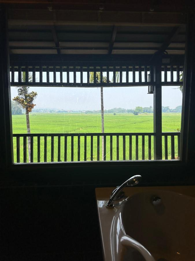 ホテル バン トゥン ロム メーリム エクステリア 写真